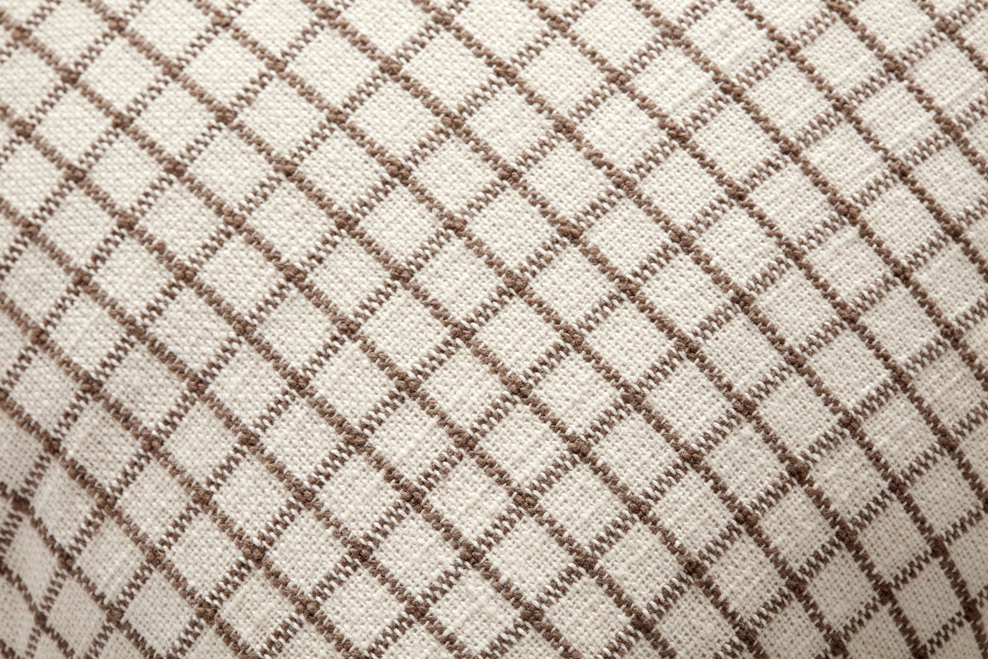 Chris Loves Julia, Dinah Ruffle Ivory / Earth Pillow