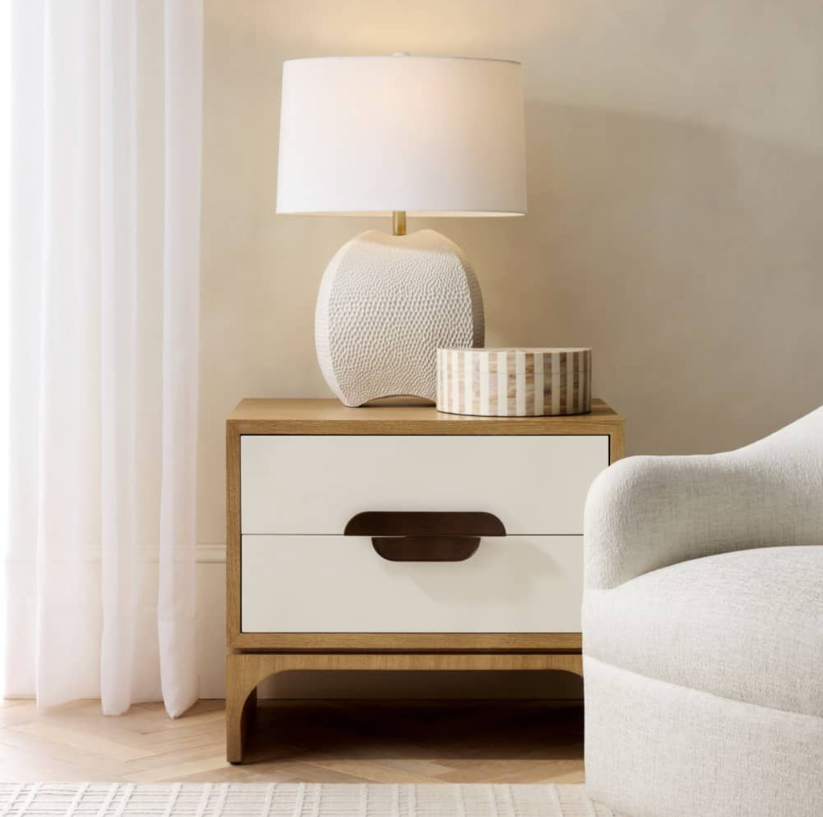 Kianna Nightstand