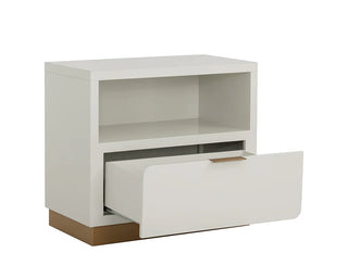 Alfred Nightstand