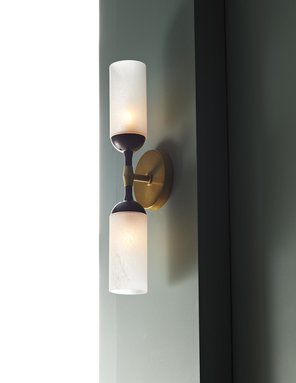 Emmett Sconce