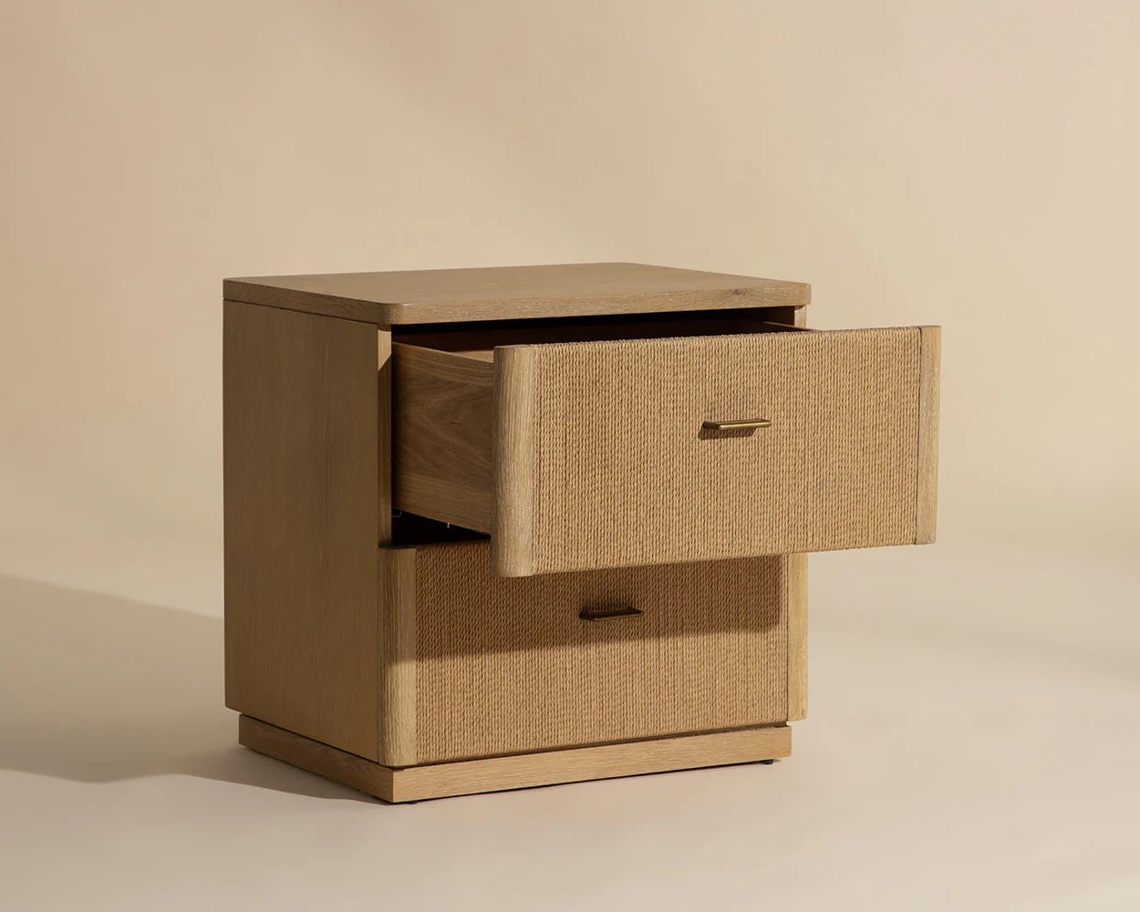 Clara Nightstand