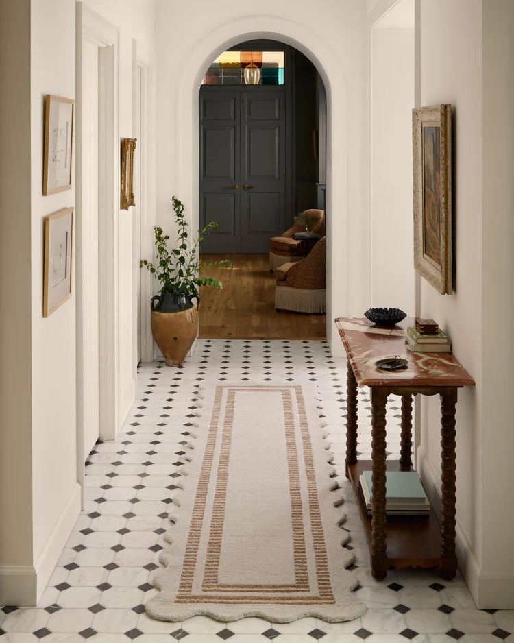 Chris Loves Julia x Loloi, Scottie Ivory / Rust Rug