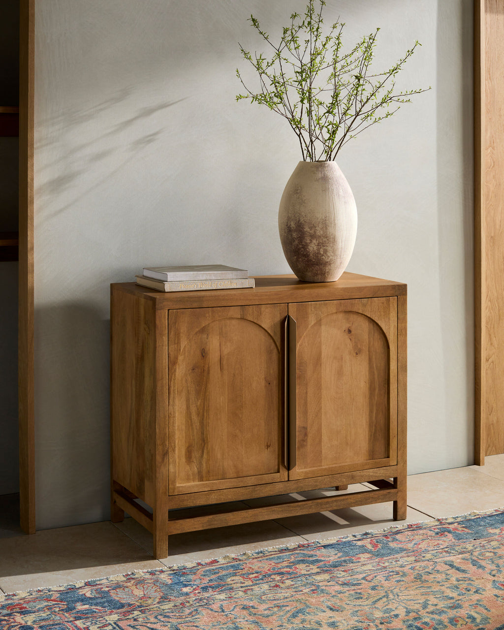 Odeya Cabinet