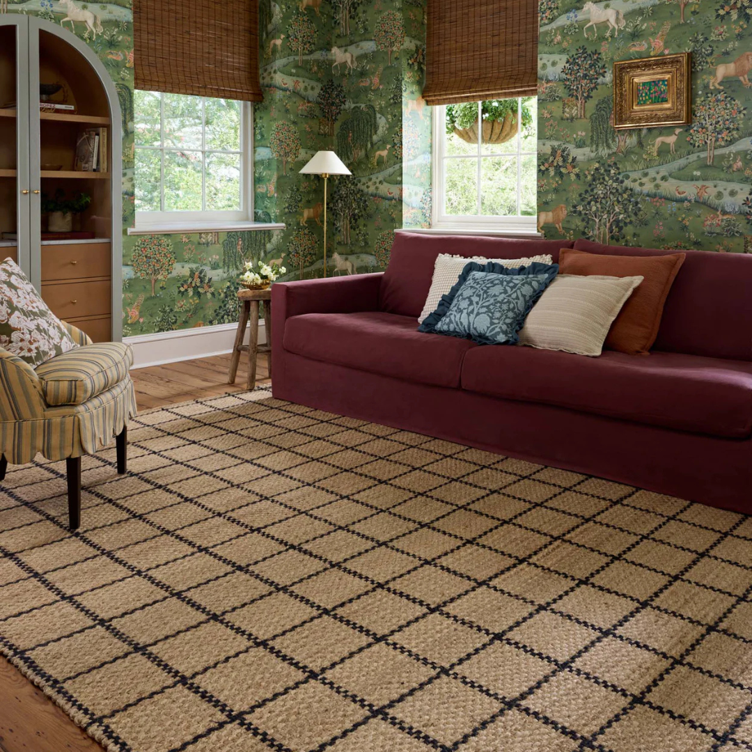 Chris Loves Julia x Loloi, Fletcher Natural / Black Rug