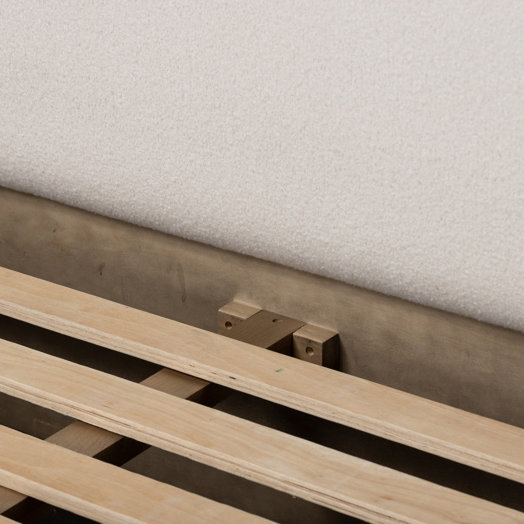 Montgomery Bed