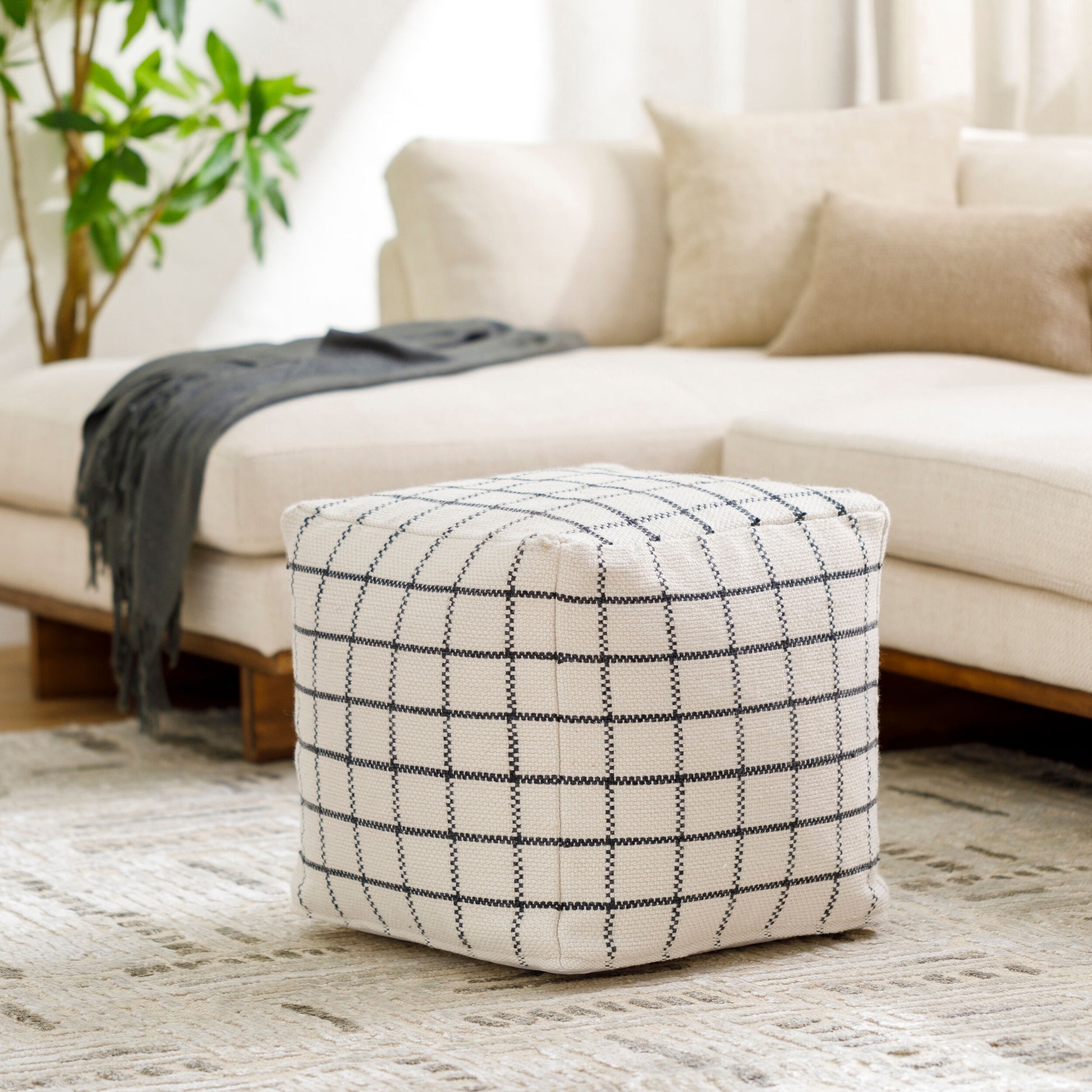 Melody Pouf