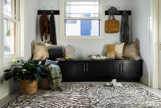 Juneau Charcoal / Silver Rug