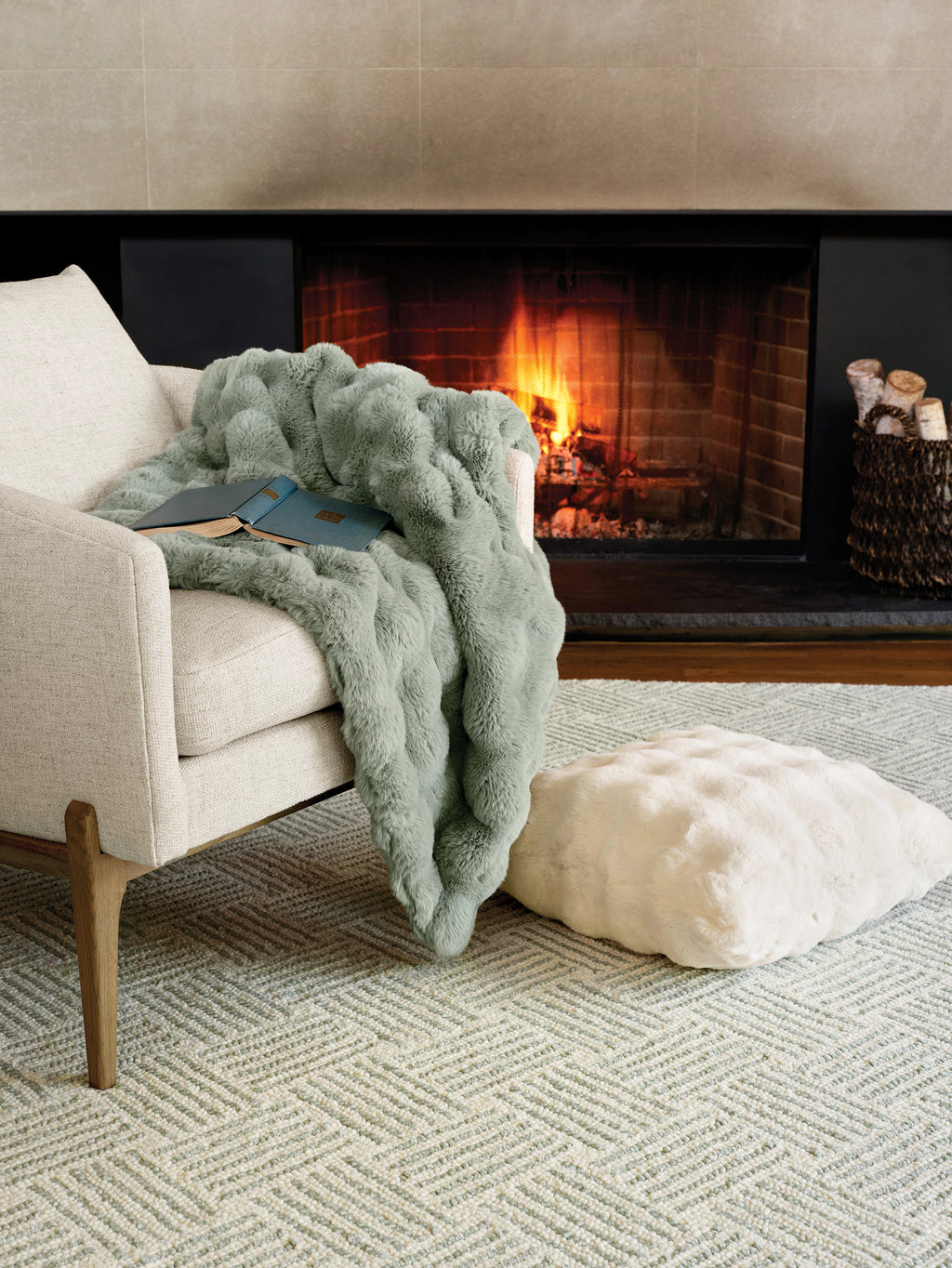 Layers Desert Sage Hand Hooked Wool Rug - DA2211 - 10x14
