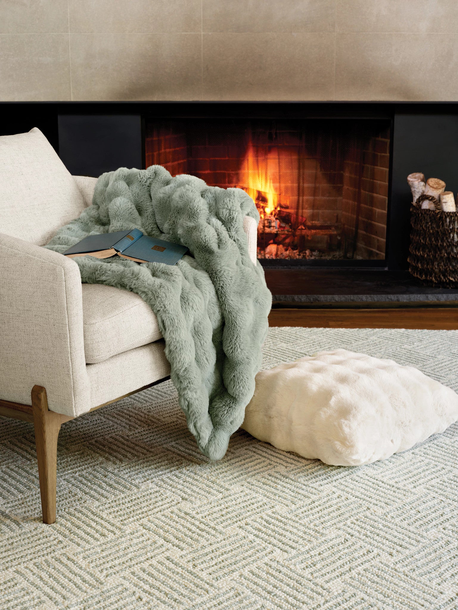 Layers Desert Sage Hand Hooked Wool Rug - DA2211 - 10x14