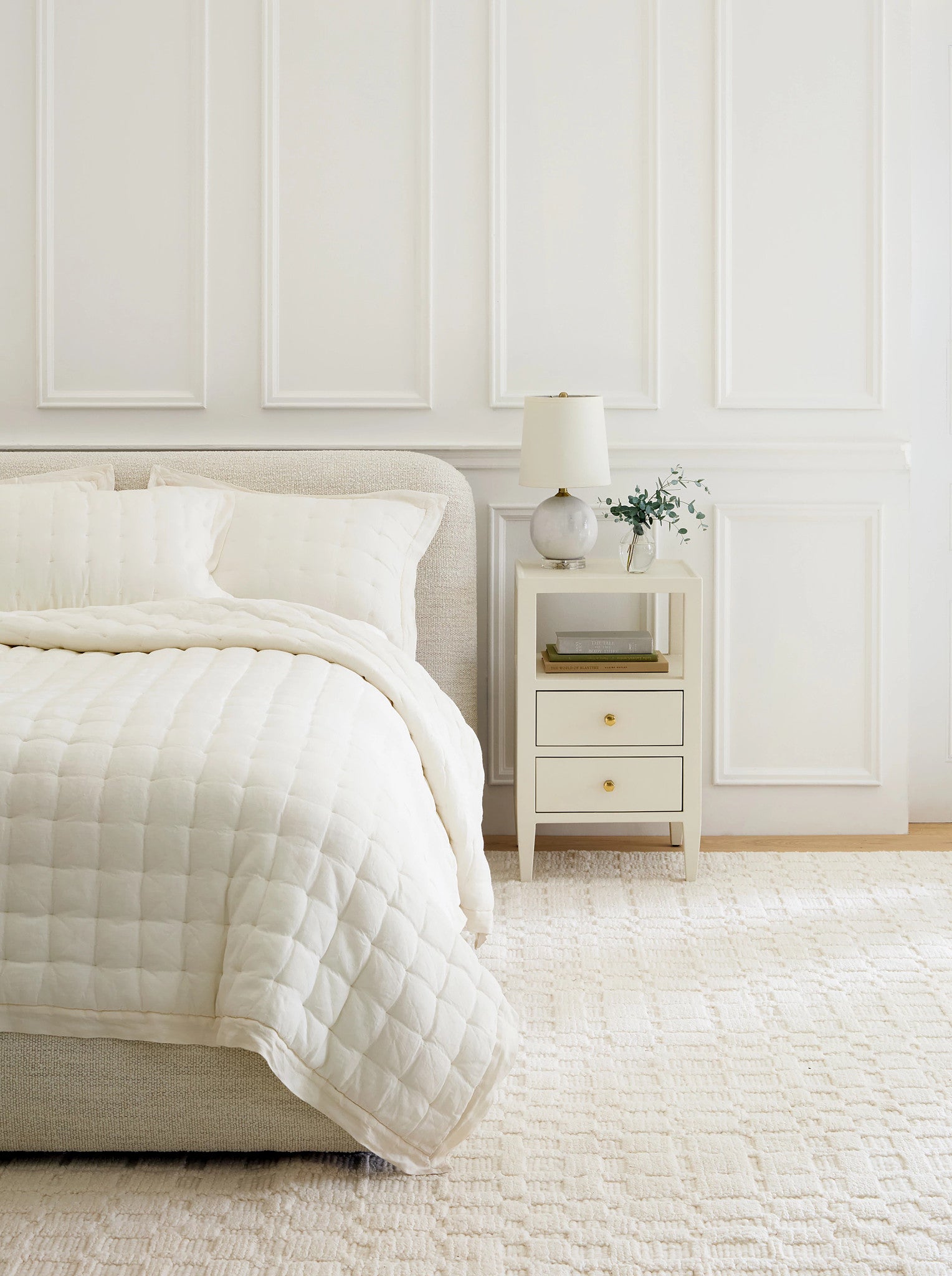 Isadora Ivory Handwoven Wool Rug - DA2305 - 10x14