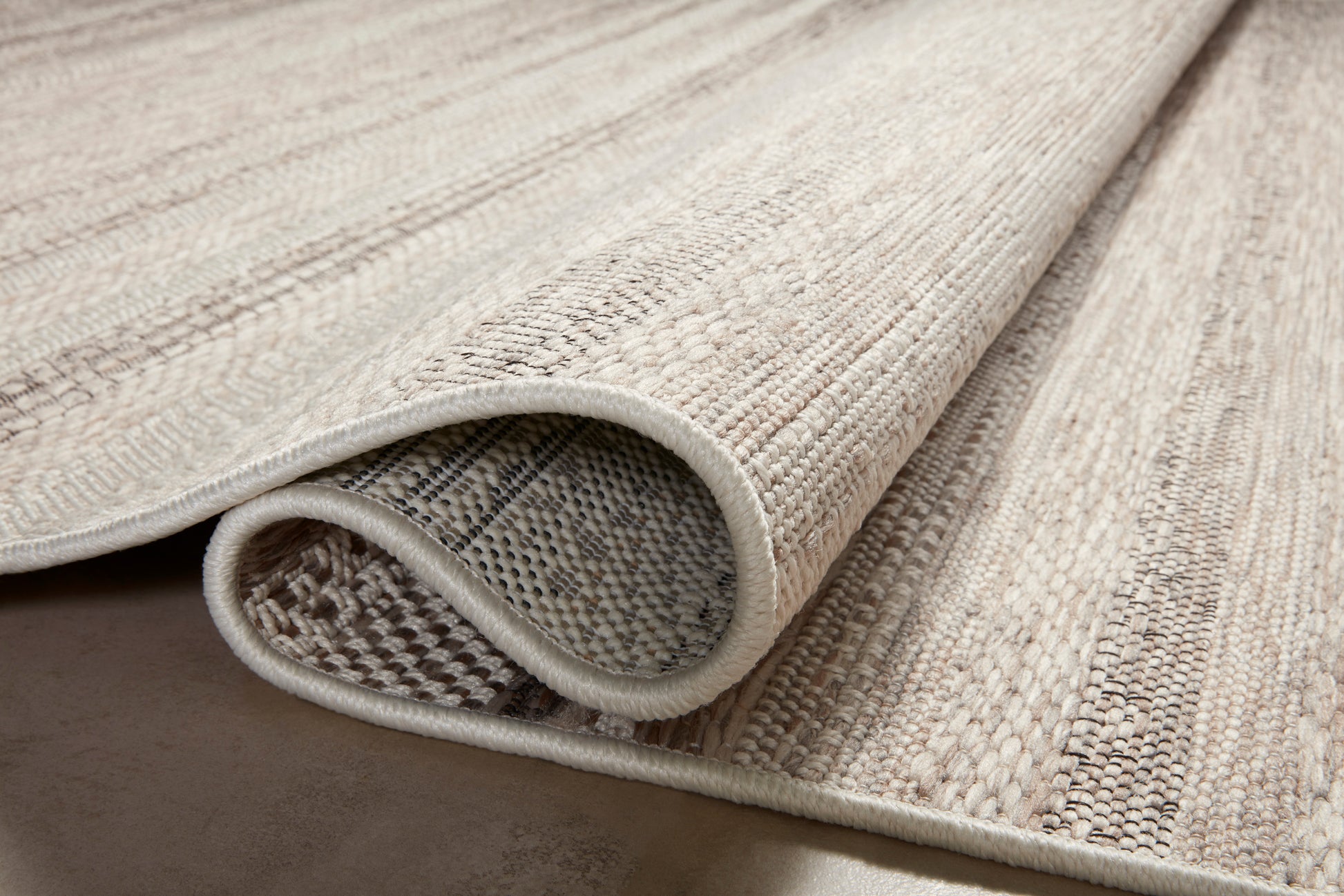 Amber Lewis × Loloi Malibu II Ivory / Dove Rug