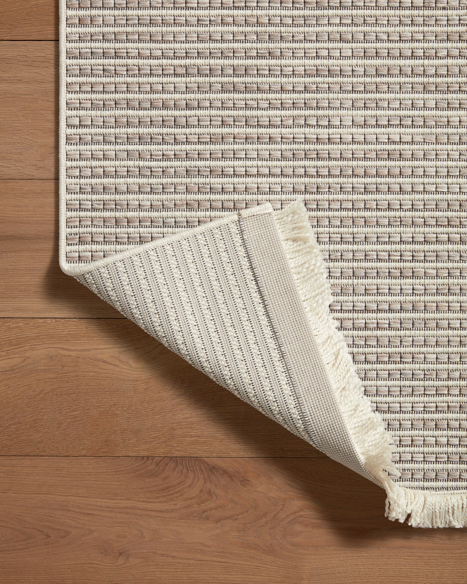 Amber Lewis × Loloi Malibu IV Ivory / Dove Rug