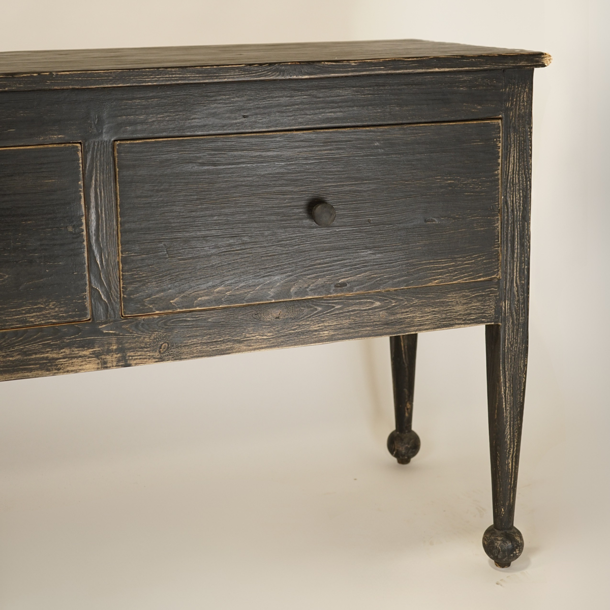Margot Console
