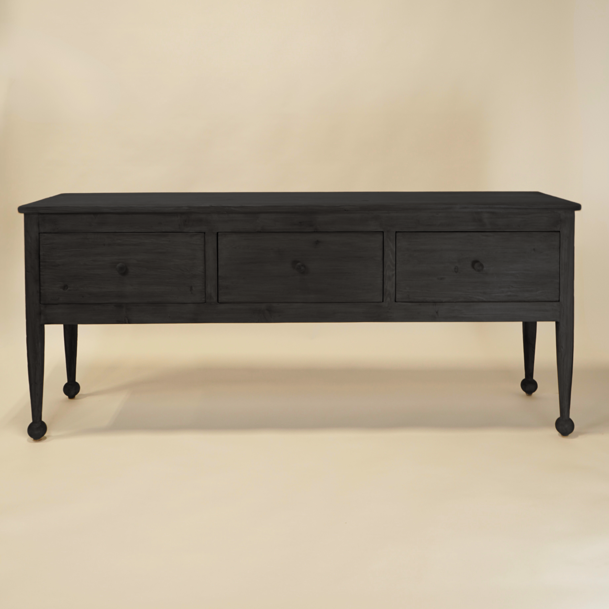 Margot Console