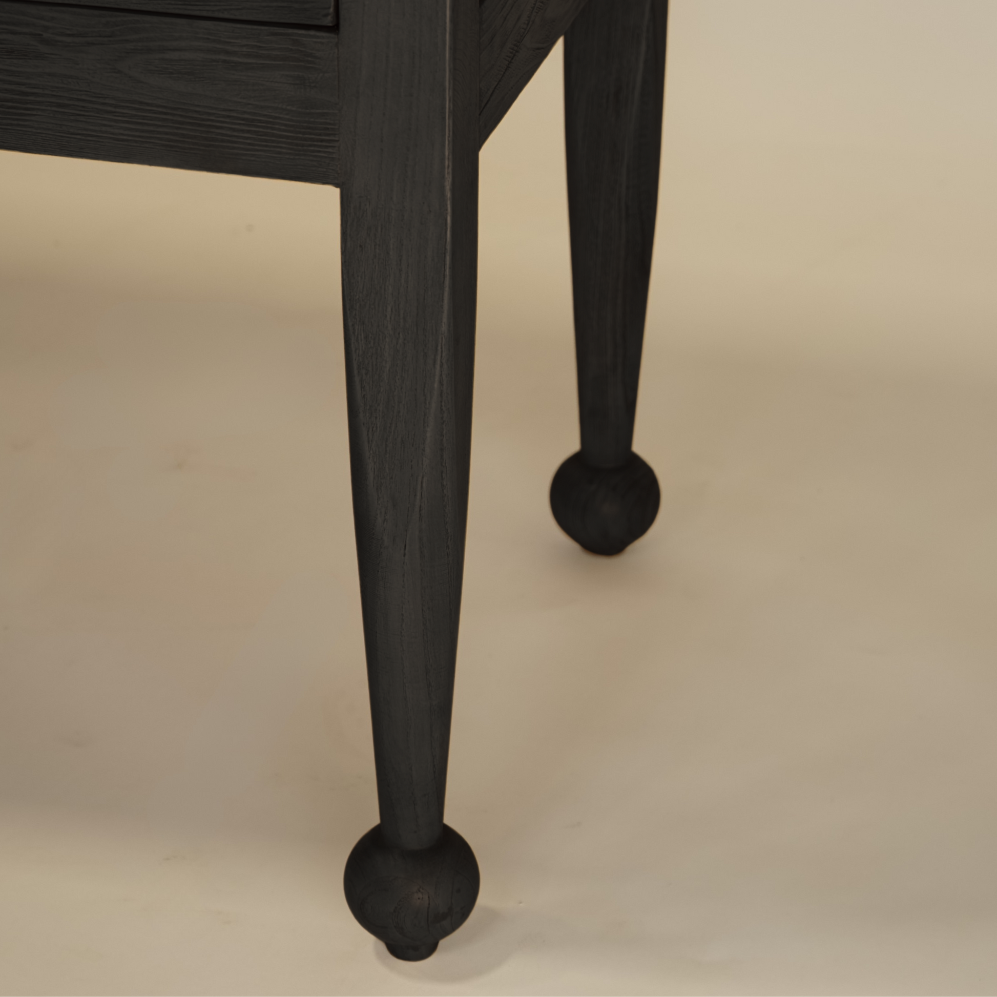 Margot Console