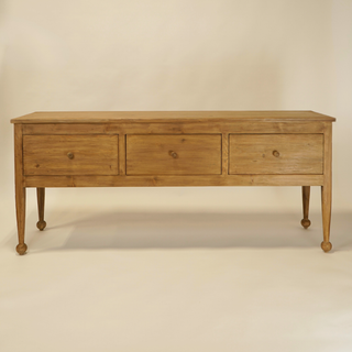 Margot Console