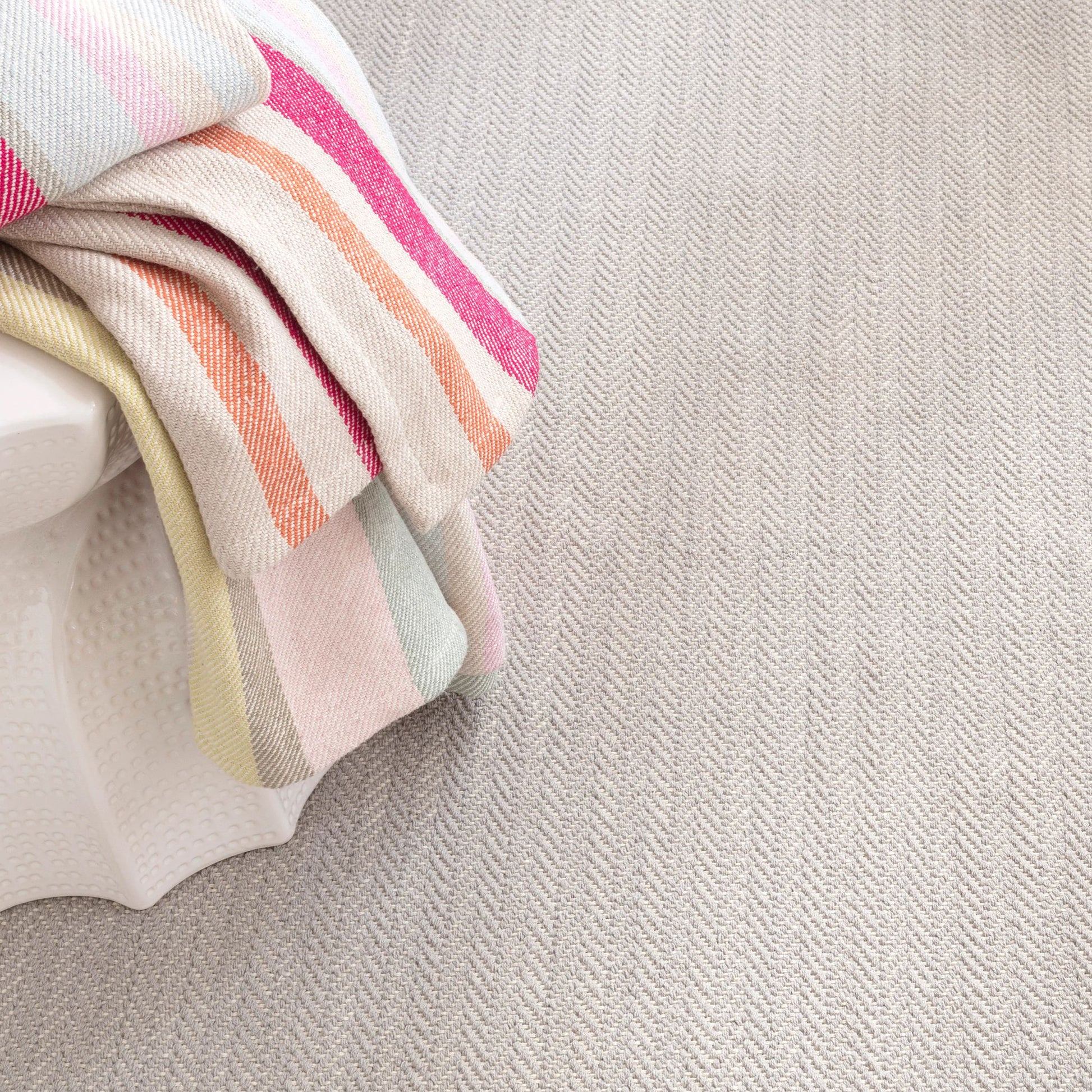 Herringbone Dove Grey Handwoven Cotton Rug - RDA421 - Runner-2.5x12
