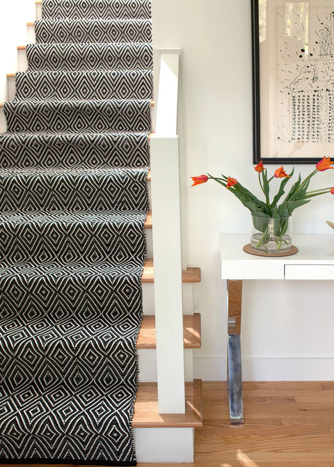 Diamond Black/Ivory Handwoven Indoor/Outdoor Rug - RDB170 - Runner-2.5x18