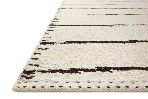 Roman Ivory / Black 11'-6" x 15' Area Rug - ROM-05 - 11'-6" x 15'