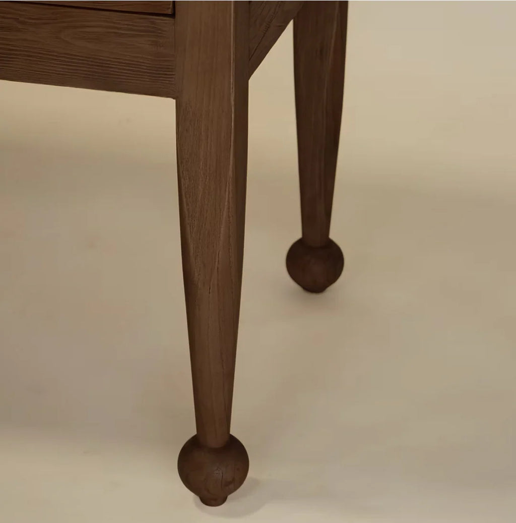 Margot Console