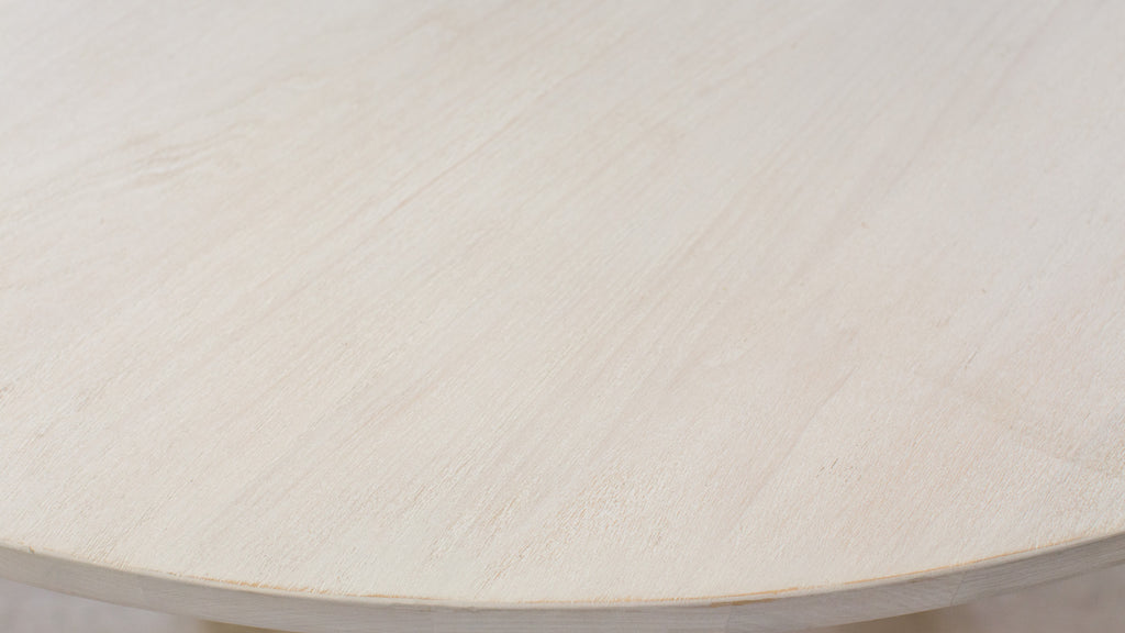 Round Bella Dining Table