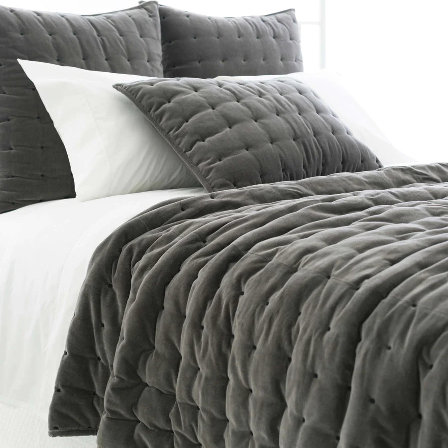 Noah Velvet Quilt