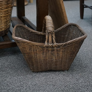 Goldie Vintage Basket