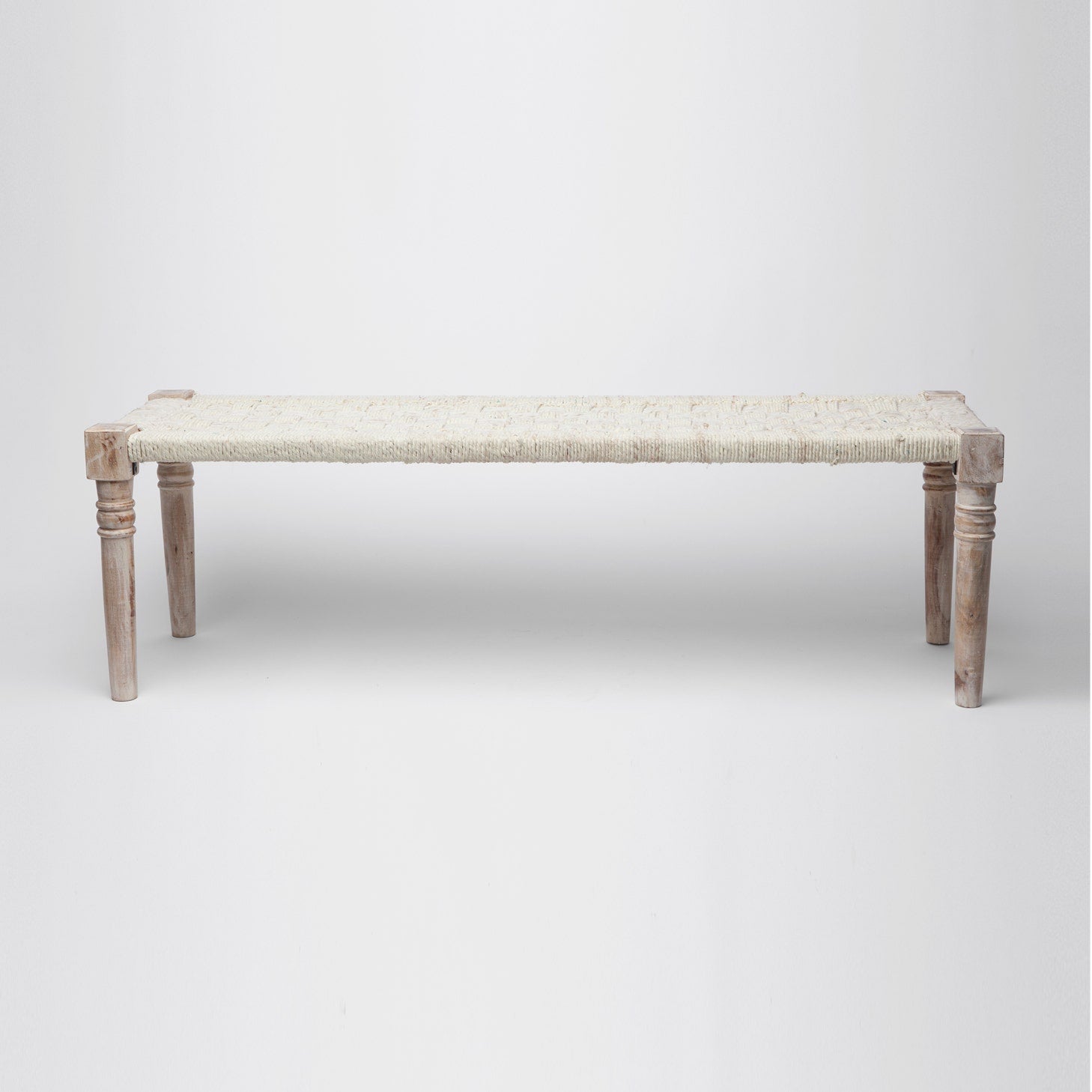 Sari Bench