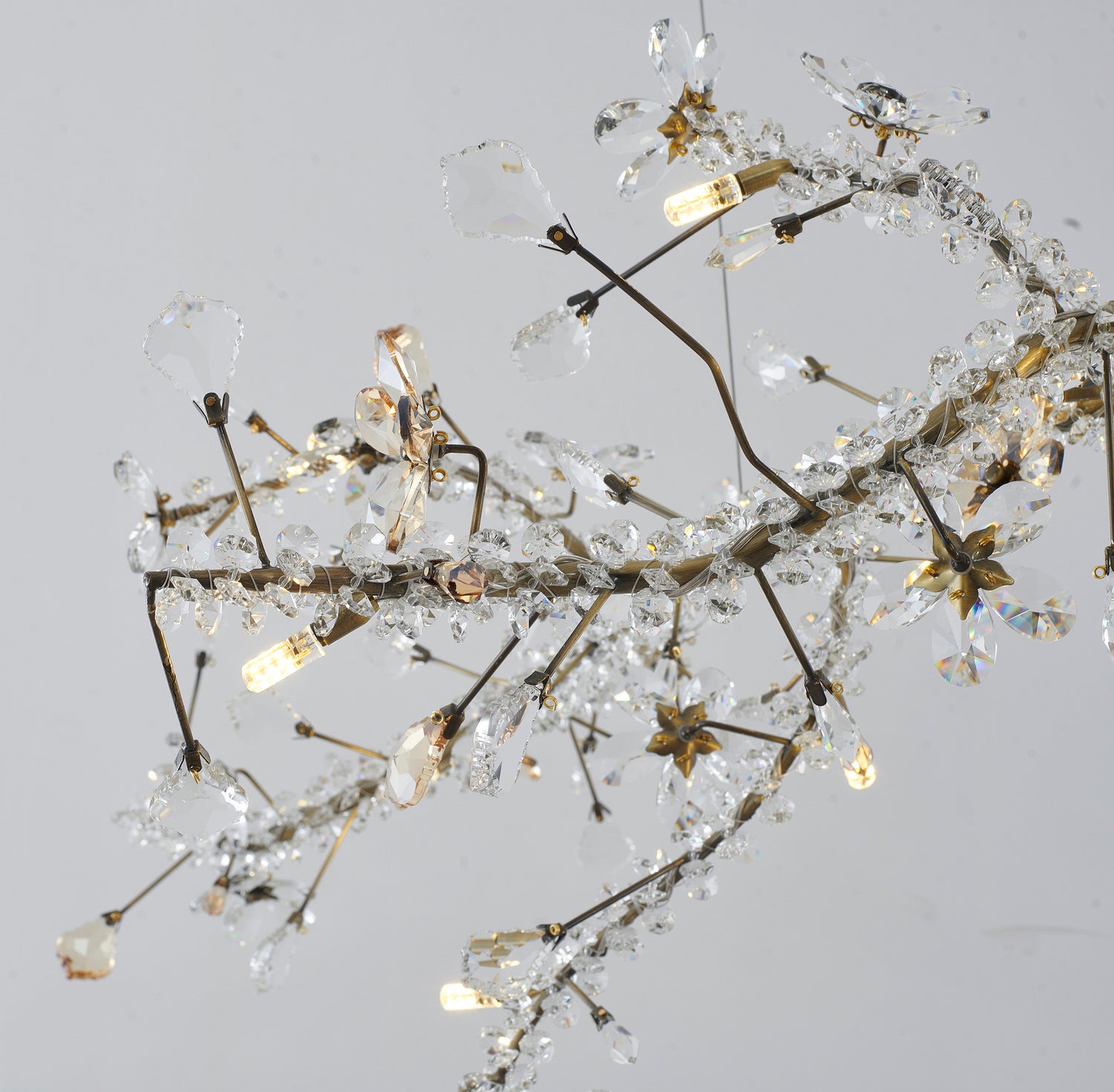 Darlington 30 Light Chandelier