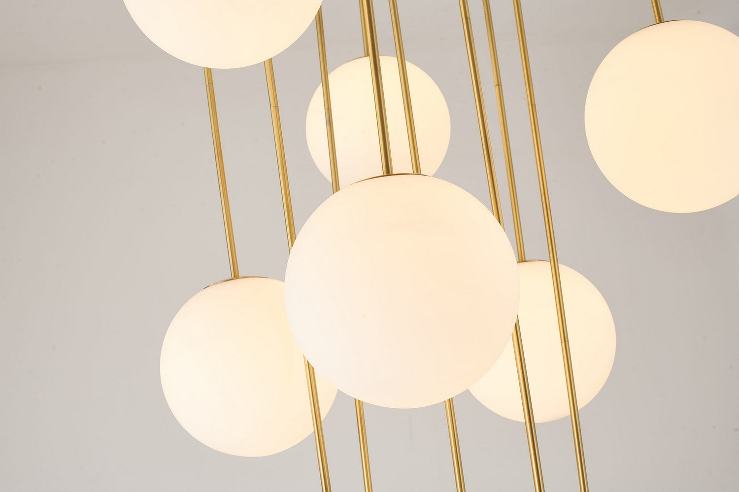 Uptown 11 Light Chandelier