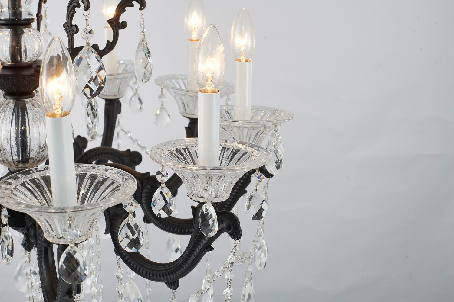 Bilimora Ten Light Chandelier