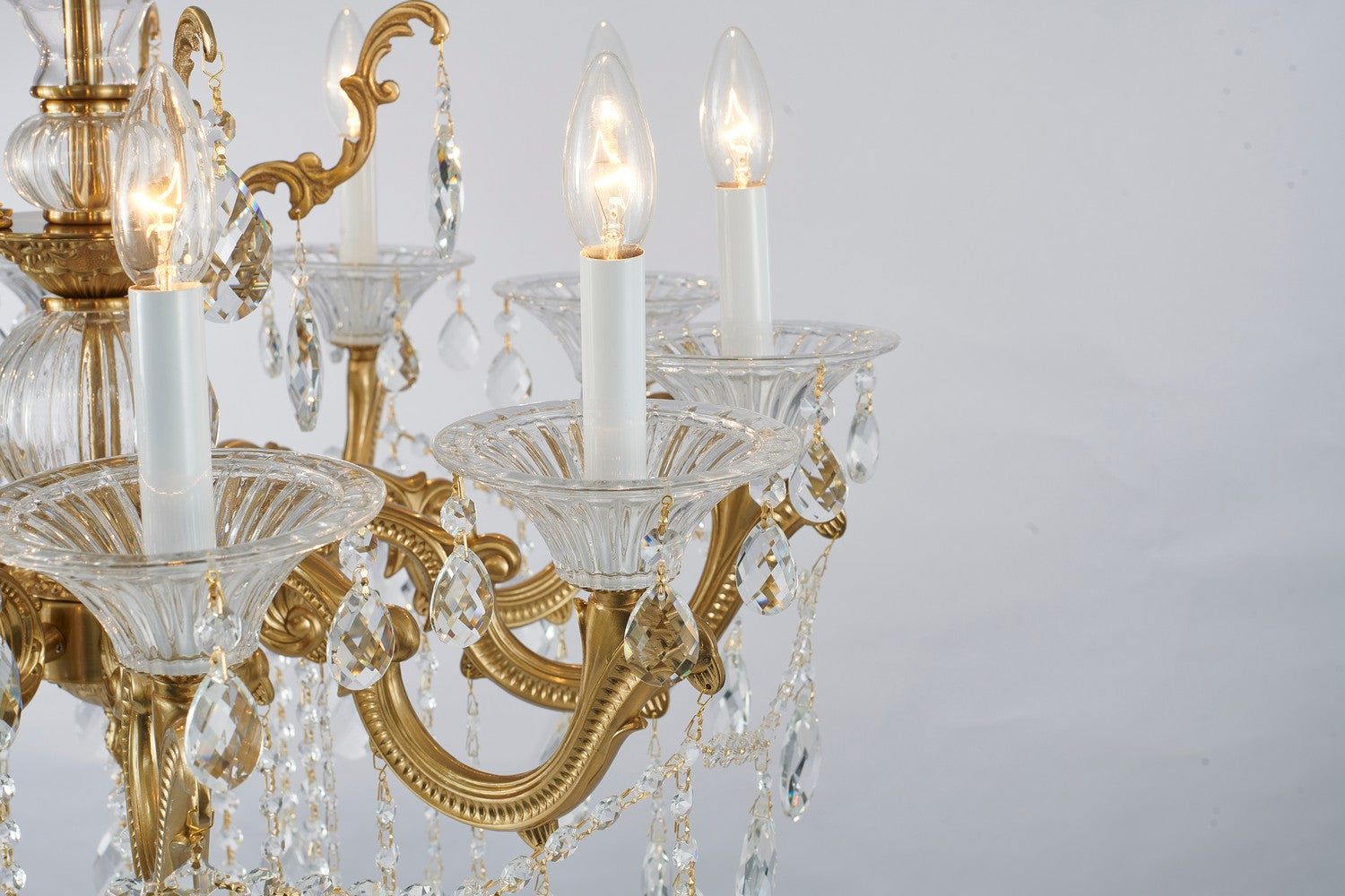 Bilimora Ten Light Chandelier