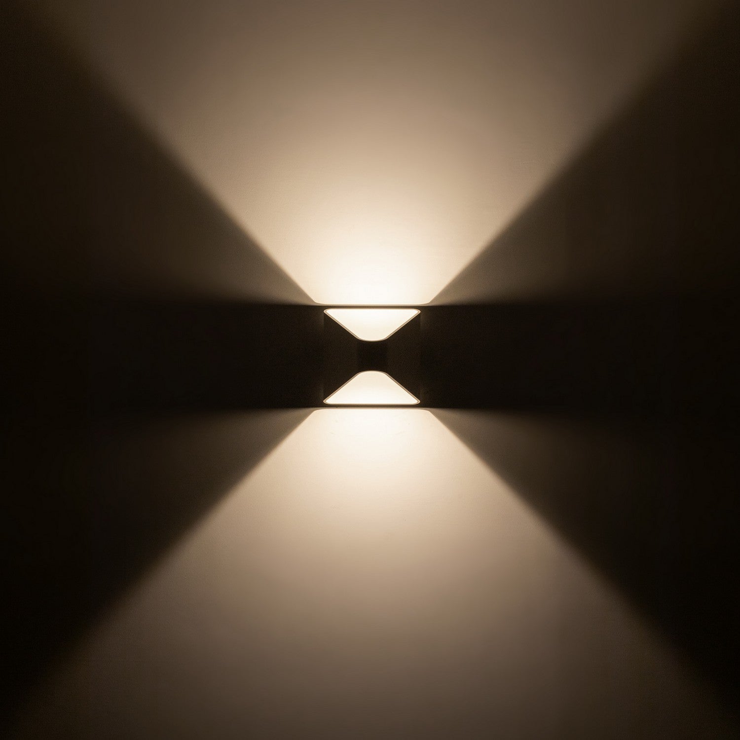 Ellis Exterior Wall Sconce