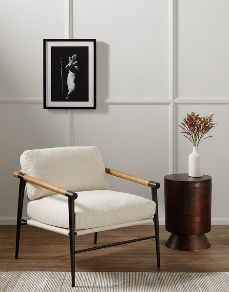 Brody Chair