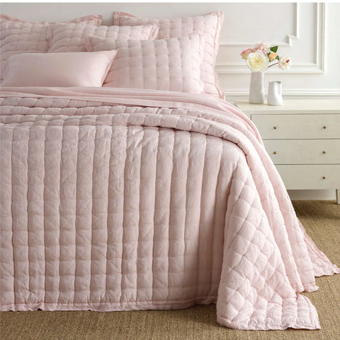 Lilly Linen Slipper Pink Puff Coverlet